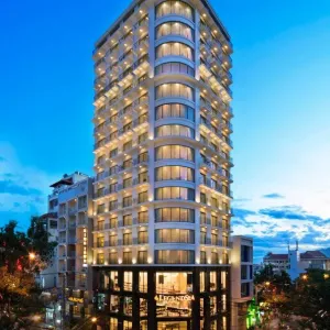 Legend sea hotel nha trang 4* (vietnam): opis pokoju, obsługa, opinie