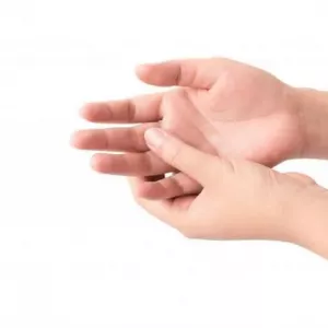 Panariculoza podskórna: zdjęcia, przyczyny i objawy, leczenie