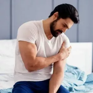 Zapalenie stawu barkowego: przyczyny, diagnoza i leczenie. Ćwiczenia na chorobę zwyrodnieniową stawu barkowego